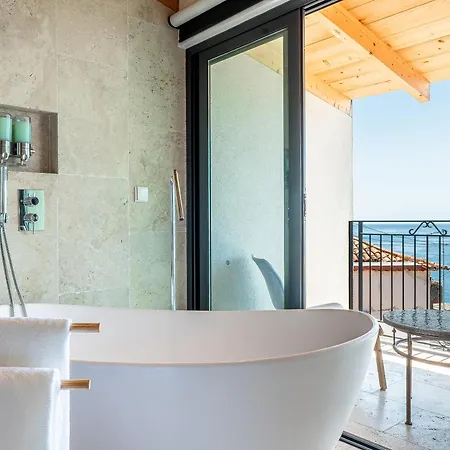 Vila Port And Stone *