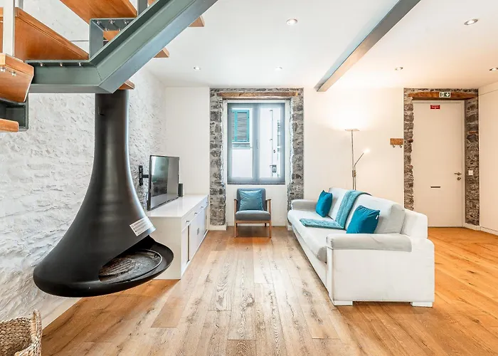 Port And Stone Funchal (Madeira)