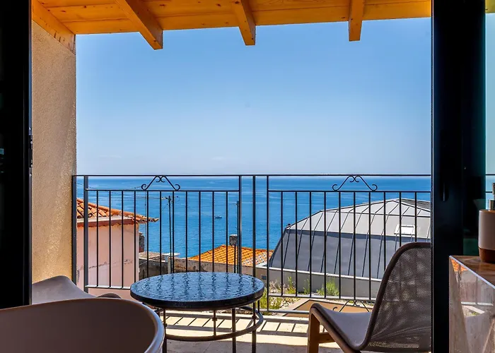 Vila Port And Stone Funchal (Madeira)