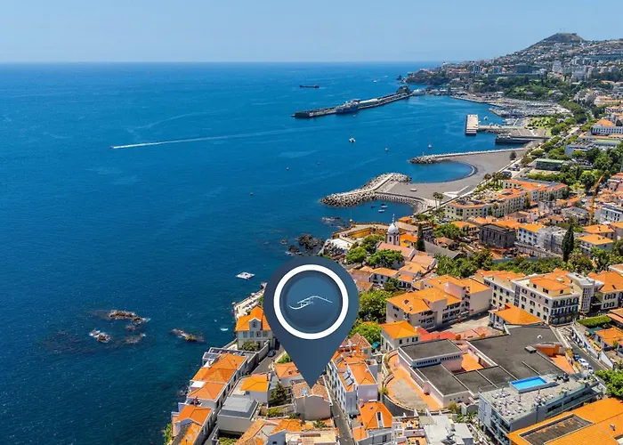 Port And Stone * Funchal (Madeira)