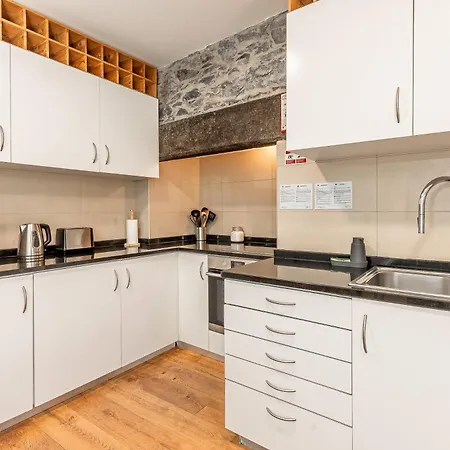 Port And Stone Villa Funchal (Madeira)