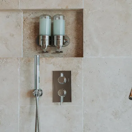 Port And Stone Villa Funchal (Madeira)